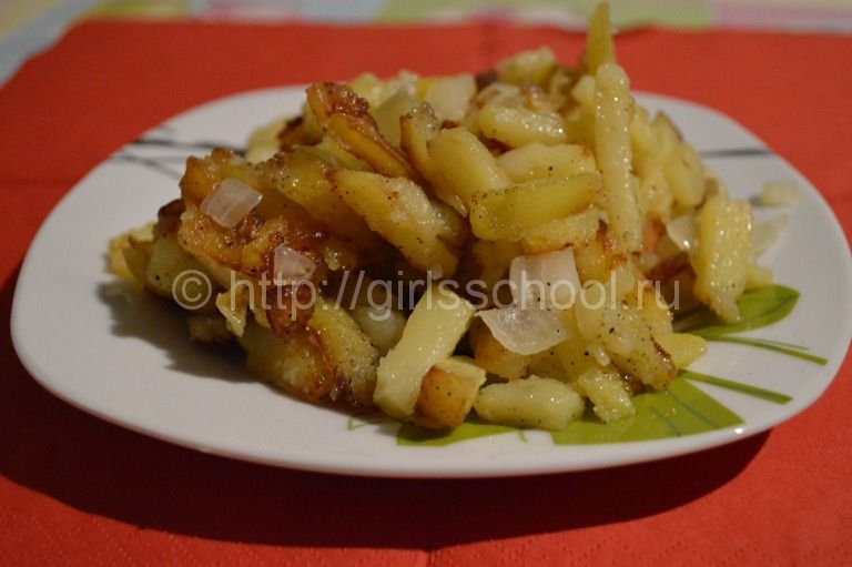 как вкусно пожарить картошку на сковороде