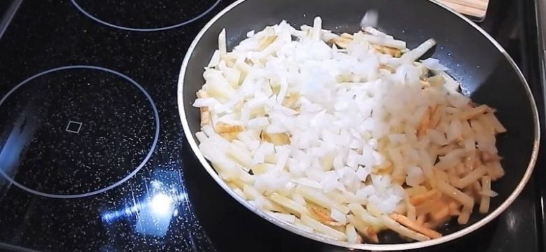 как вкусно пожарить картошку на сковороде